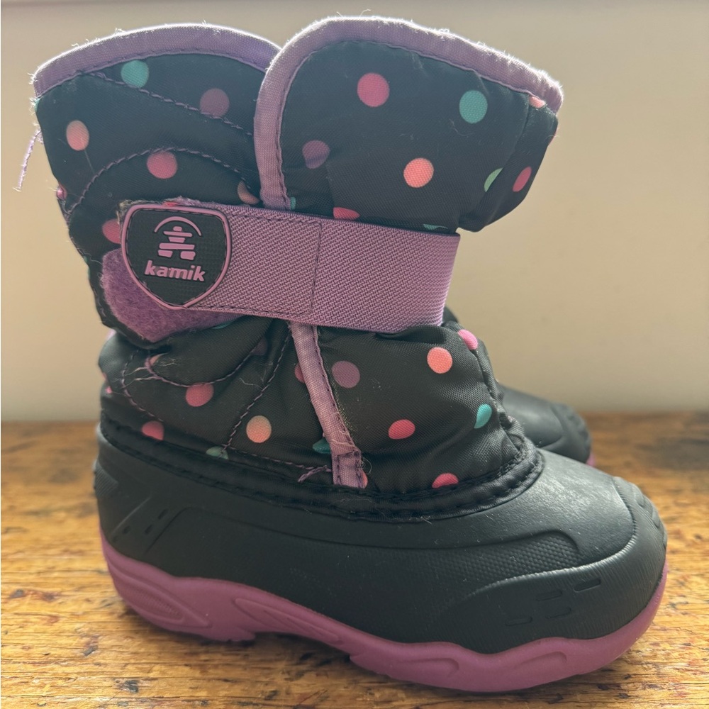 Kamil Snowbug boots Size 9